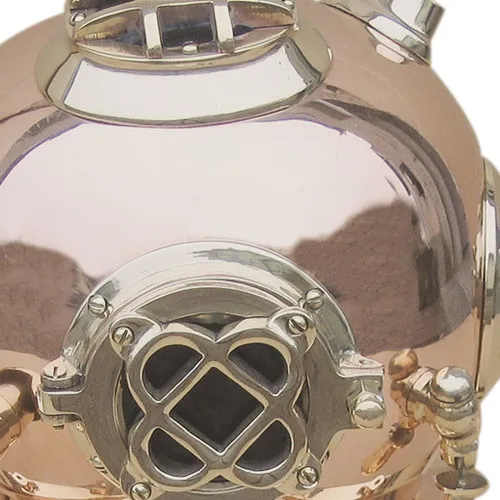 Taucherhelm – Detail der Oberfläche
