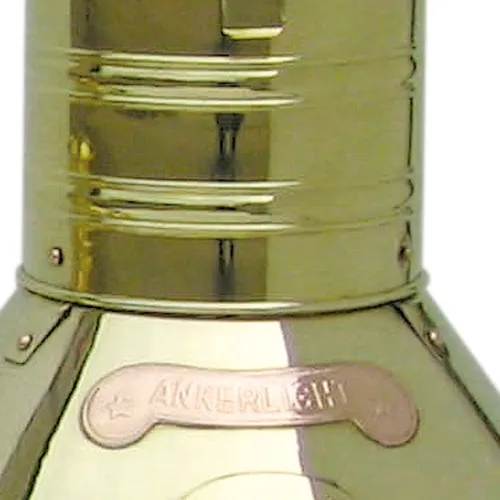 Ankerlampe mit Petroleumbrenner – Detail der Oberfläche