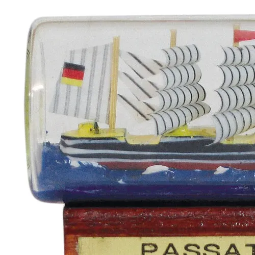 Detailansicht von Flaschenschiff - Passat