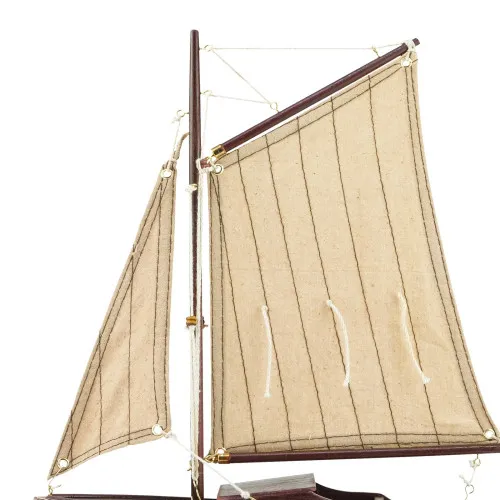 Detailansicht von Segel-Yacht