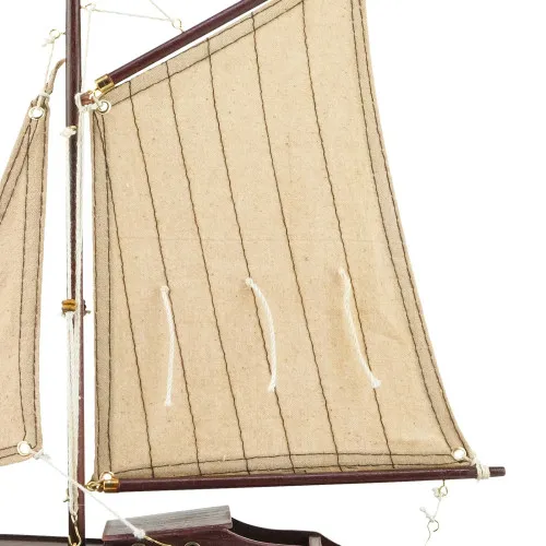 Segel-Yacht in Nahaufnahme