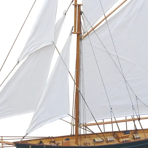 Segel-Yacht – weitere Ansicht