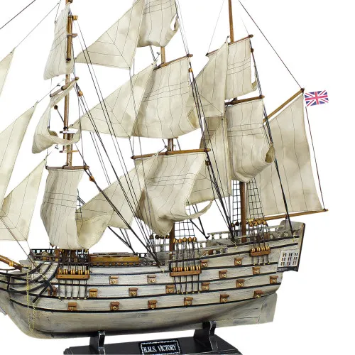 Schiffsmodell - H.M.S.Victory in Nahaufnahme