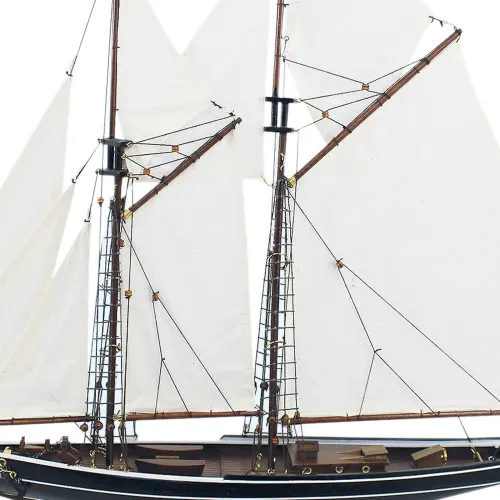 Segel-Yacht - Bluenose – weitere Ansicht