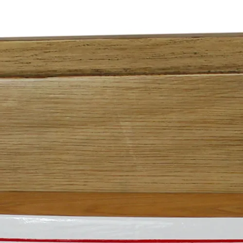Enterprise-Halbrumpf auf Board – Detail der Oberfläche