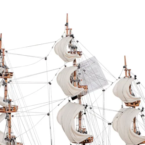 Kriegsschiff - Sovereign of the Seas – Detail der Oberfläche