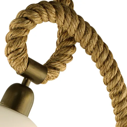 Taulampe mit weiß-gefrostetem Glasschirm – Detail der Oberfläche
