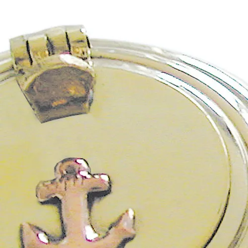 Klappaschenbecher – Detail der Oberfläche