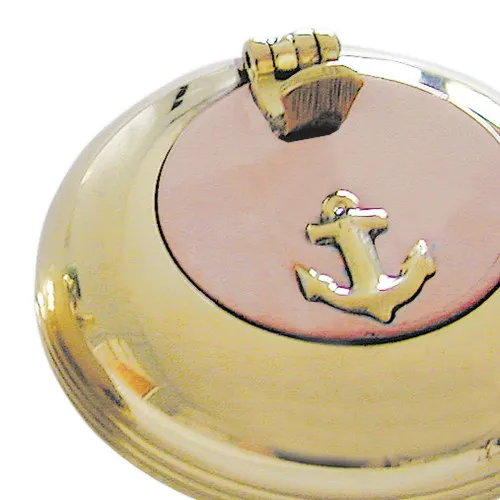 Detailansicht von Klappaschenbecher
