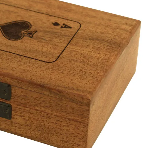 Spielkarten-Box in Nahaufnahme