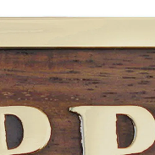 Türschild SKIPPER – Detail der Oberfläche