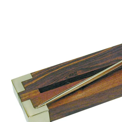 Detailansicht von Brieföffner
