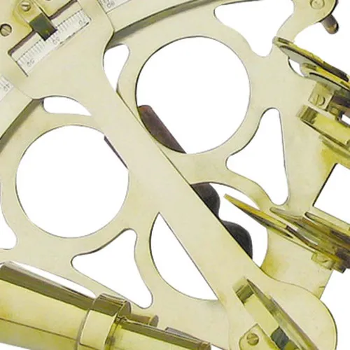 Sextant mit Microeinstellung in Holzbox – weitere Ansicht