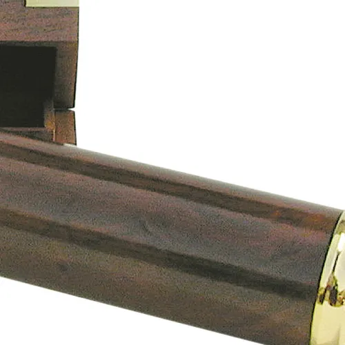 Teleskop mit Holzgriff in Nahaufnahme