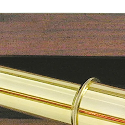 Teleskop mit Holzgriff – Detail der Oberfläche