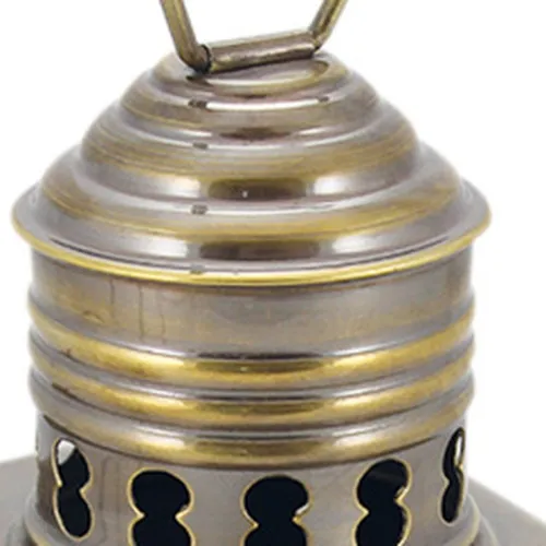 Mastlampe mit Petroleumbrenner – Detail der Oberfläche