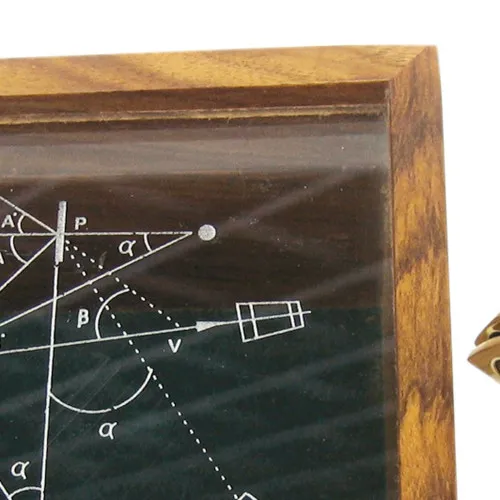 Sextant in Holzbox in Holzbox mit Glasdeckel – Detail der Oberfläche