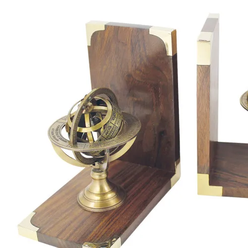 Detailansicht von Buchstützen - Armillarsphäre