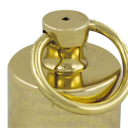 Detailansicht von Seil-Endstück mit Ring