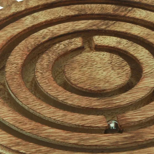 Labyrinth-Spiel - Steuerrad – weitere Ansicht