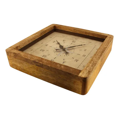 Detailansicht von Wanduhr