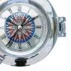 Bullaugen-Uhr mit Windrosenzifferblatt in Nahaufnahme