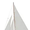Detailansicht von Segel-Yacht