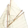 Halbrumpf-Segelyacht – Detail der Oberfläche