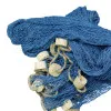 Detailansicht von Fischernetz mit Schwimmern