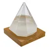Sturmglas in Diamantenform