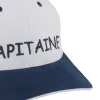 Cap - CAPITAINE in Nahaufnahme