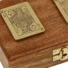 Spielkarten in Holzbox – weitere Ansicht