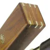 Teleskop mit Ledereinfassung – Detail der Oberfläche