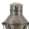 Detailansicht von Ankerlampe mit Petroleumbrenner