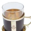 Detailansicht von Grog-Glas mit Untersetzer