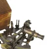 Sextant in Holzbox in Nahaufnahme