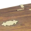 Buch-Box mit eingebautem Schloss – Detail der Oberfläche